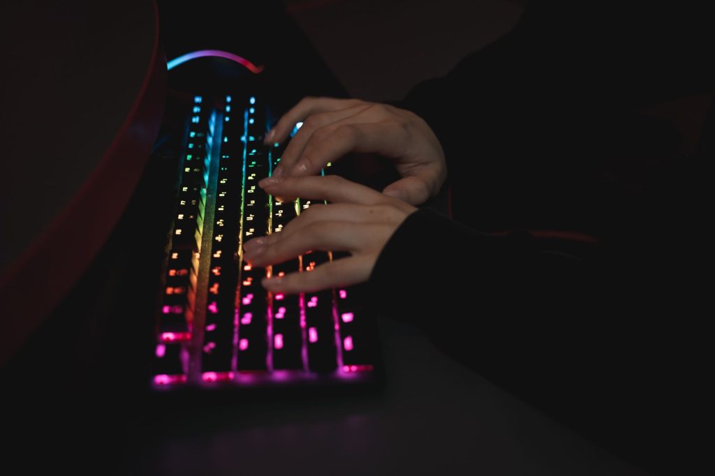 Clavier de jeu retroeclaire pour de longues sessions de minage